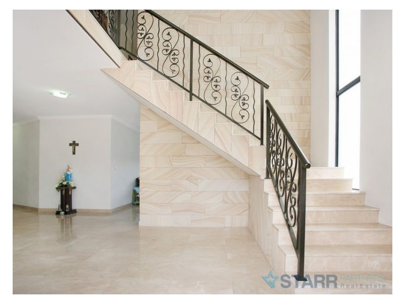 9a Pindari Crescent, South Wentworthville NSW 2145