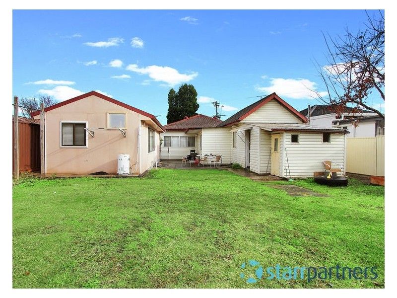 17 Railway Street, Guildford NSW 2161