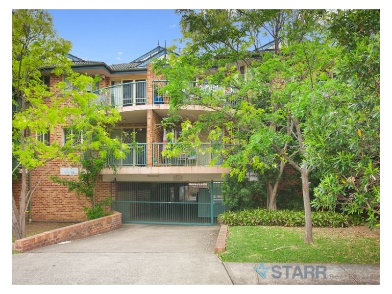 2/6-8 Birmingham Street, Merrylands NSW 2160