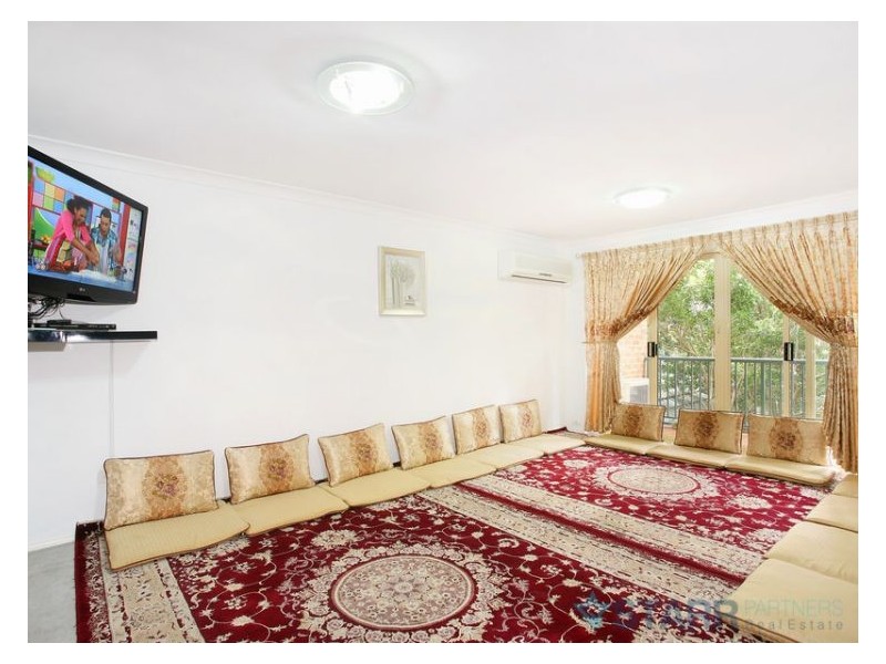 2/6-8 Birmingham Street, Merrylands NSW 2160