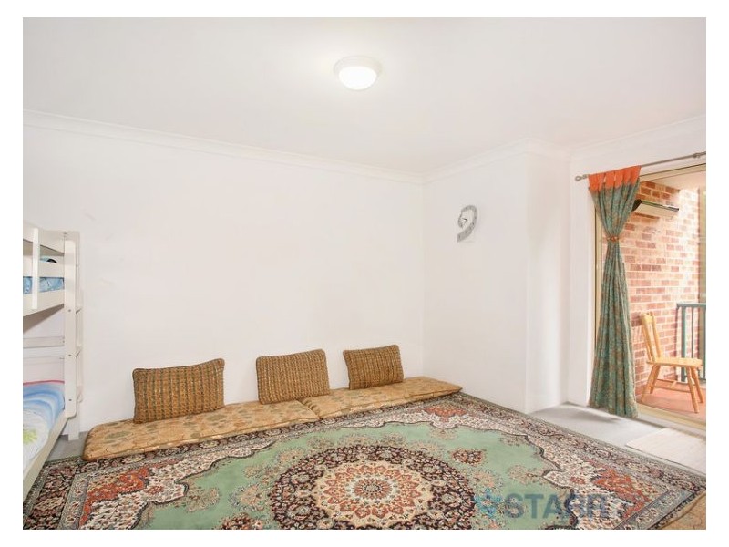 2/6-8 Birmingham Street, Merrylands NSW 2160