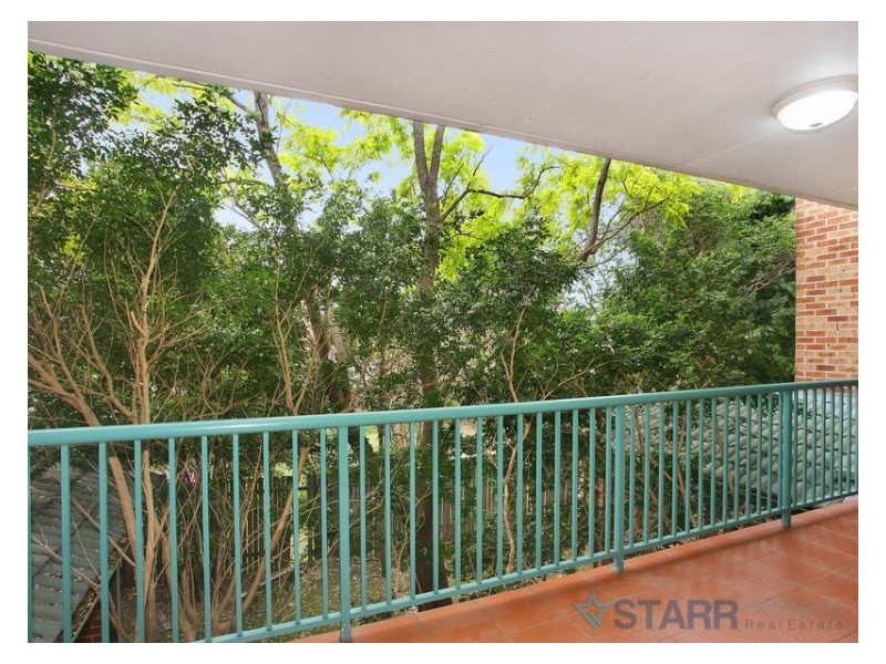 2/6-8 Birmingham Street, Merrylands NSW 2160