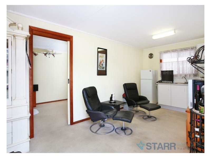 6 Hastings Crescent, Greystanes NSW 2145