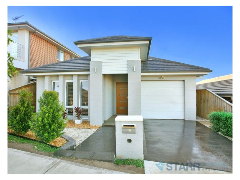 19 Warin Avenue, Pemulwuy NSW 2145