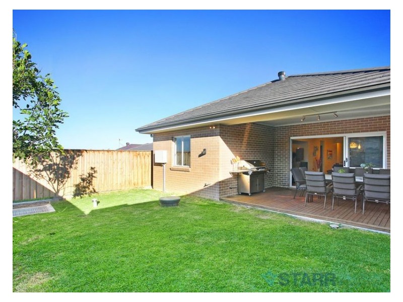 19 Warin Avenue, Pemulwuy NSW 2145