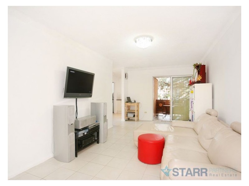 4/25 Cambridge Street, Merrylands NSW 2160