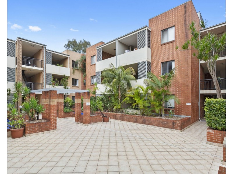 72/30-44 Railway Terrace, Granville NSW 2142