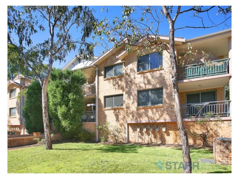 2/74-76 Stapleton Street, Pendle Hill NSW 2145