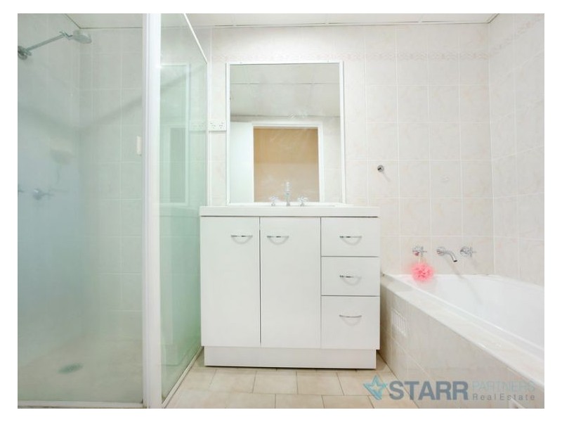 2/74-76 Stapleton Street, Pendle Hill NSW 2145