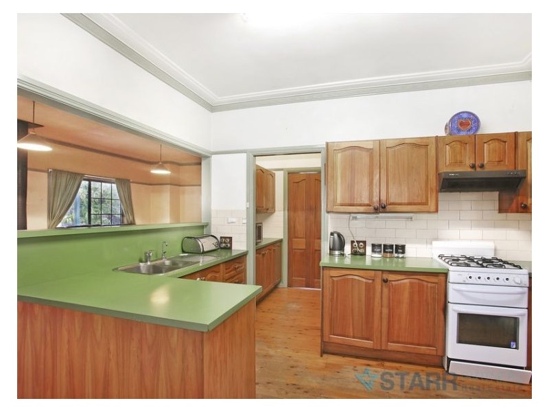 169 Burnett Street, Mays Hill NSW 2145