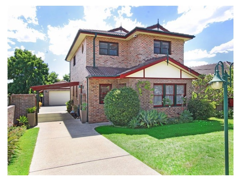 4 Frederick Avenue, Granville NSW 2142