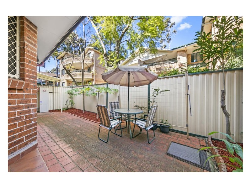 27/10-14 Arthur Street, Merrylands NSW 2160