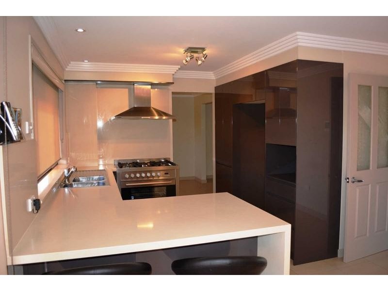 16 DARMENIA AVENUE, Greystanes NSW 2145