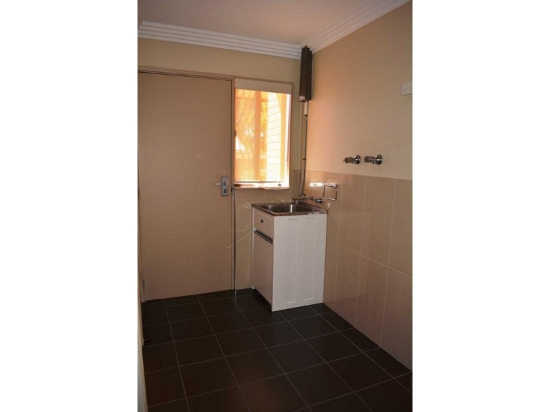 16 DARMENIA AVENUE, Greystanes NSW 2145