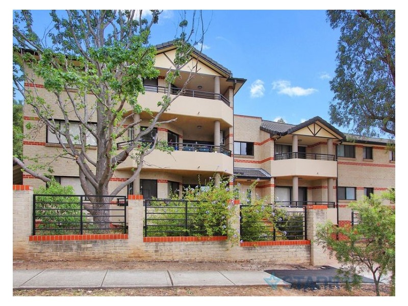 1/85-89 Clyde Street, Guildford NSW 2161