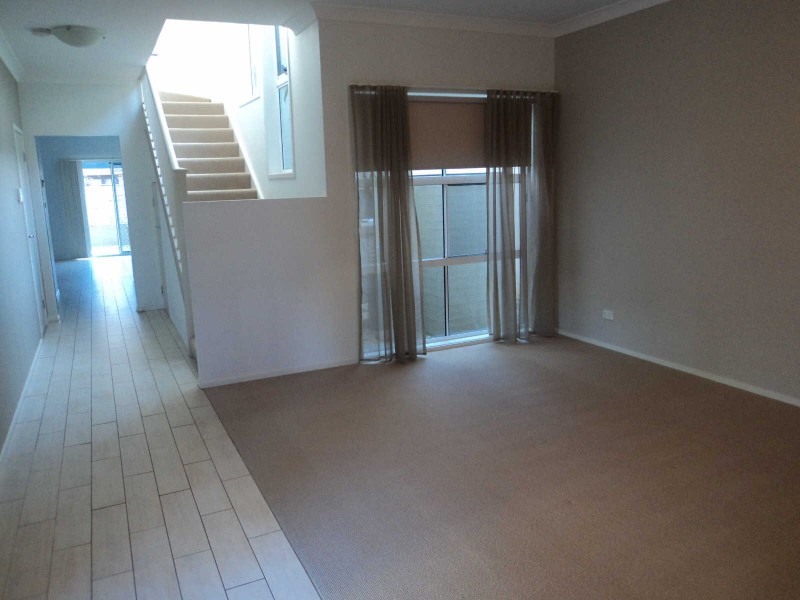 17 PARISH STREET, Pemulwuy NSW 2145