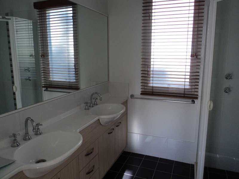 17 PARISH STREET, Pemulwuy NSW 2145