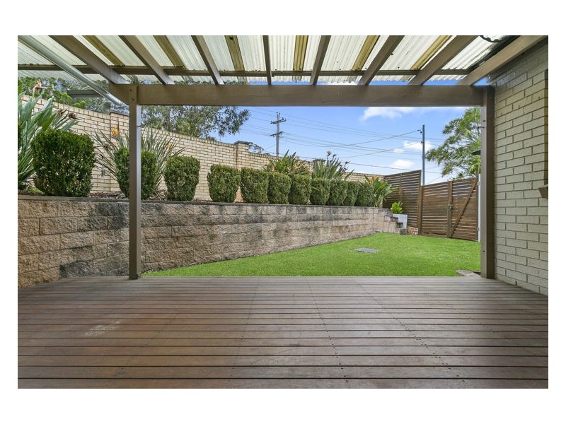 8 Macquarie Road, Greystanes NSW 2145