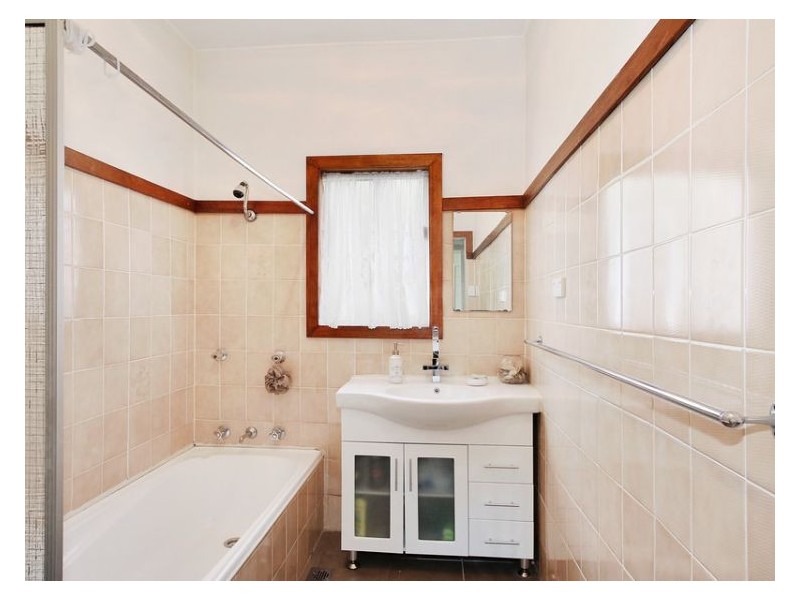 329 Excelsior Street, Guildford NSW 2161