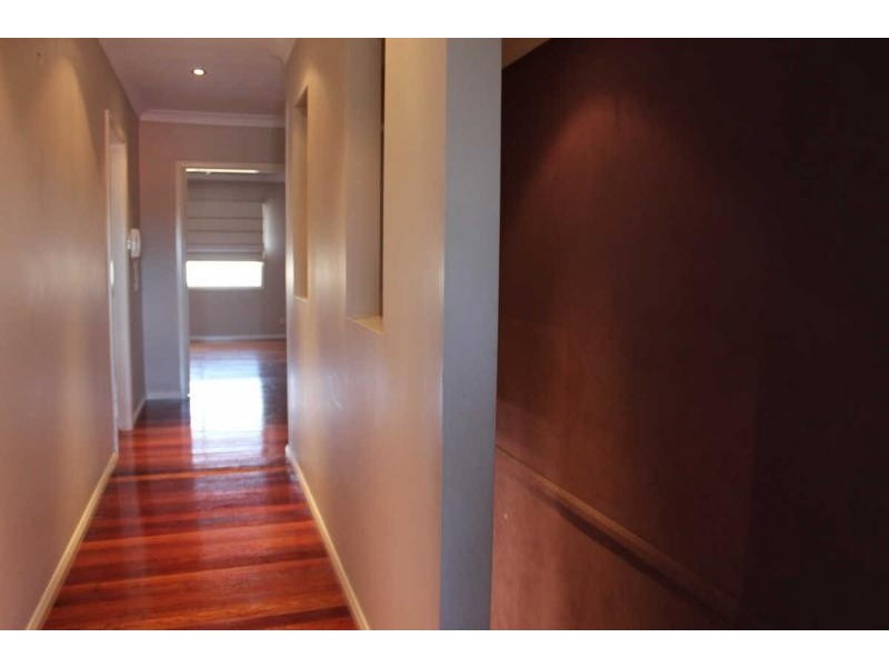 25A HAWKSVIEW STREET, Merrylands NSW 2160