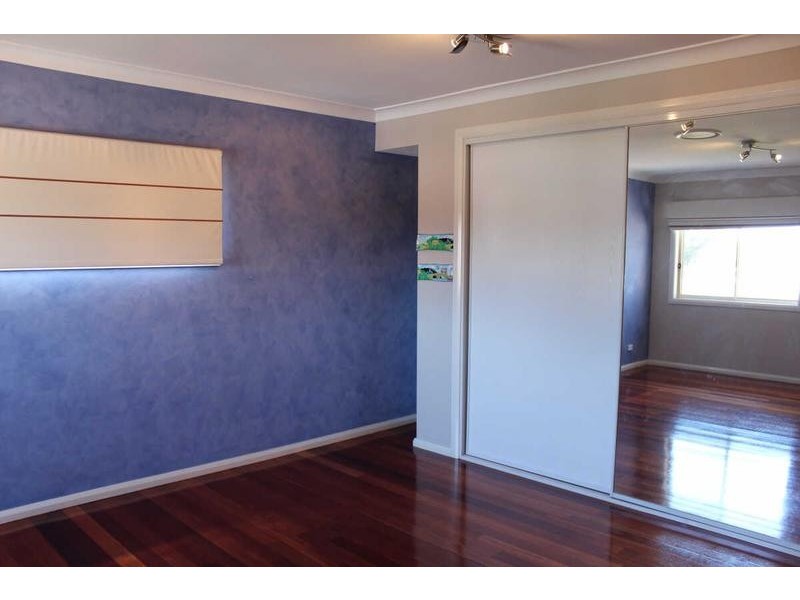 25A HAWKSVIEW STREET, Merrylands NSW 2160