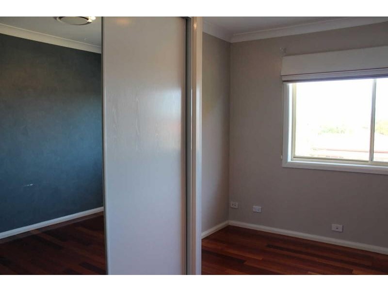 25A HAWKSVIEW STREET, Merrylands NSW 2160