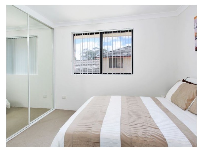 6/48 Neil, Merrylands NSW 2160