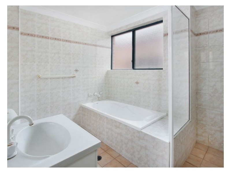 2/130 Good Street, Harris Park NSW 2150