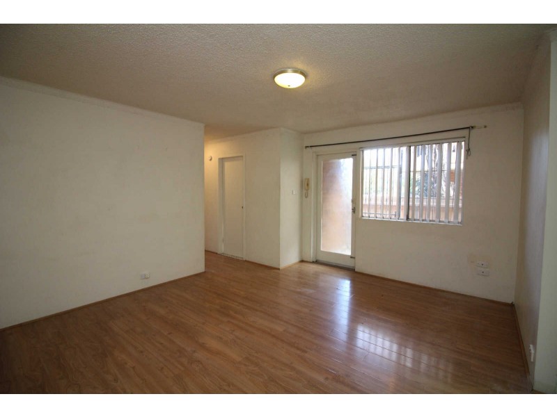 1/22 THE TRONGATE, Granville NSW 2142