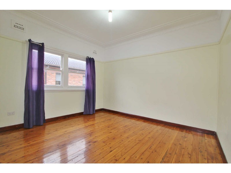 16 ROBILLIARD STREET, Mays Hill NSW 2145