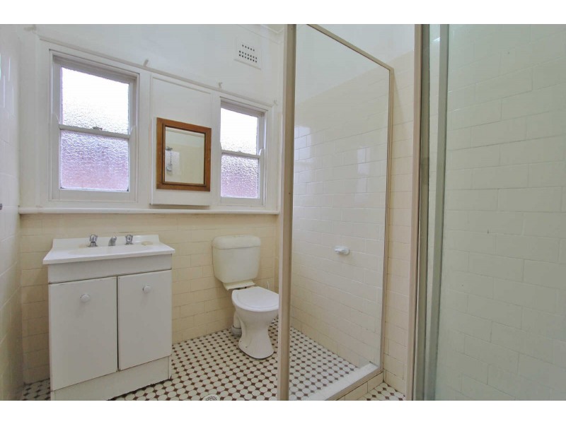 16 ROBILLIARD STREET, Mays Hill NSW 2145