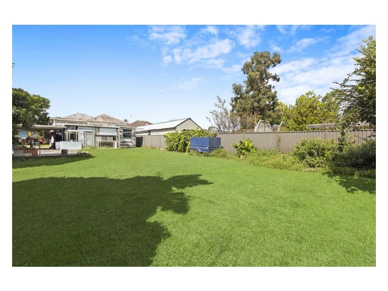 32 Military Road, Merrylands NSW 2160