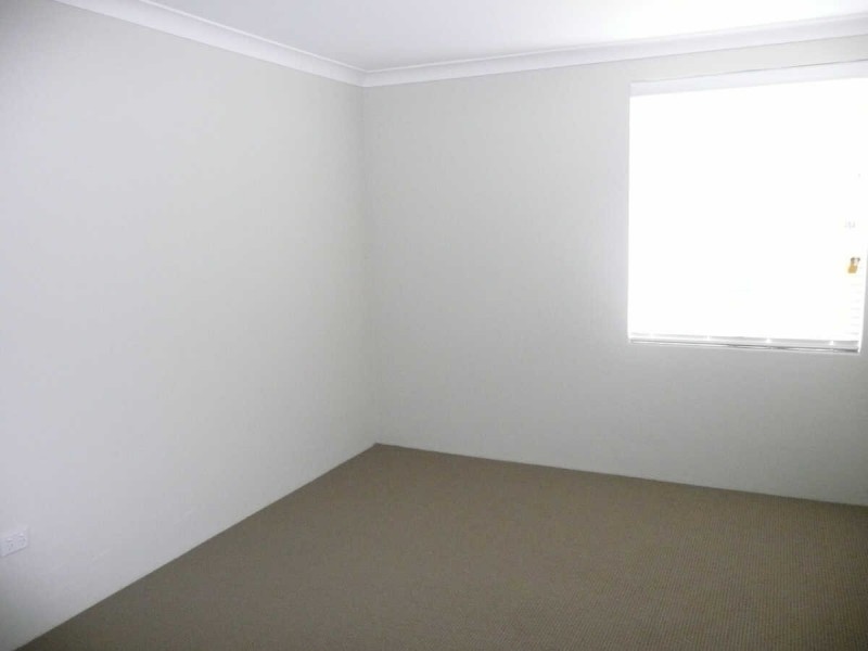 02/18 OXFORD STREET, Merrylands NSW 2160