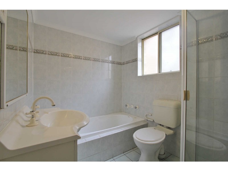 08/09 OXFORD STREET, Merrylands NSW 2160