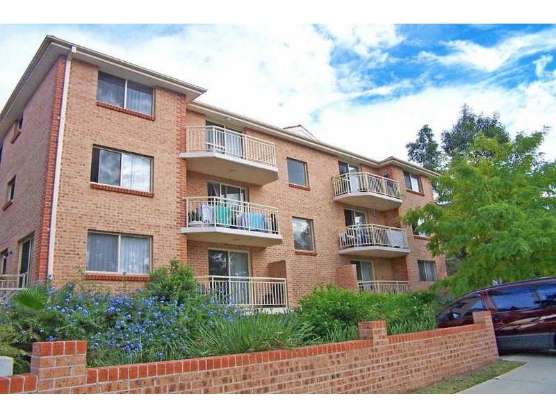 2/9 OXFORD STREET, Merrylands NSW 2160