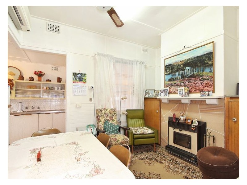 36 Military Road, Merrylands NSW 2160