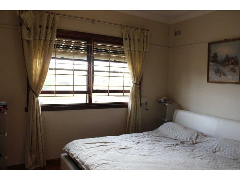 6 GEORGE STREET, Guildford NSW 2161