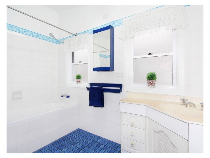 9 Herbert Street, Merrylands NSW 2160