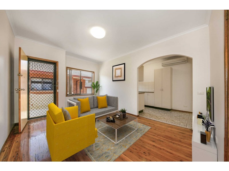6/8 Todd Street, Merrylands NSW 2160