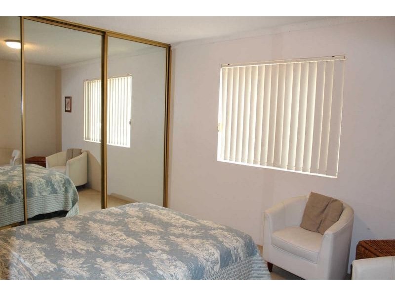 2/9 ARTHUR STREET, Merrylands NSW 2160