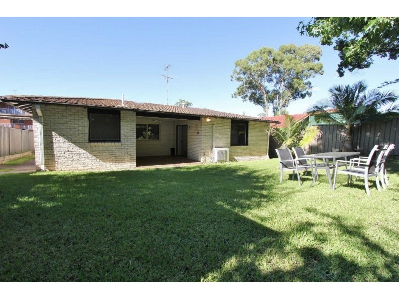 35 BRADMAN STREET, Greystanes NSW 2145