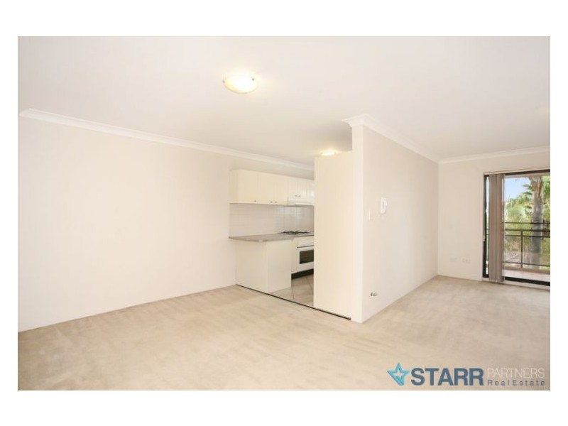 8/43-47 Newman Street, Merrylands NSW 2160