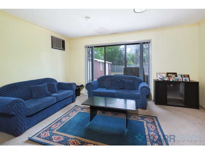 10 PAMELA PLACE, Girraween NSW 2145