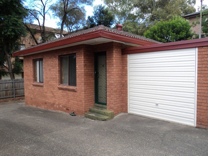 04/08 TODD STREET, Merrylands NSW 2160