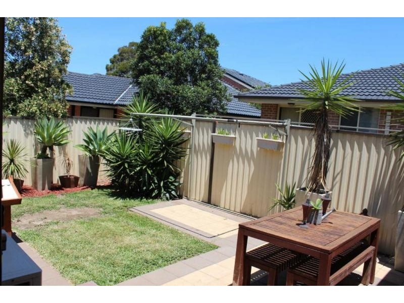 13/41 HAMPDEN ROAD, South Wentworthville NSW 2145