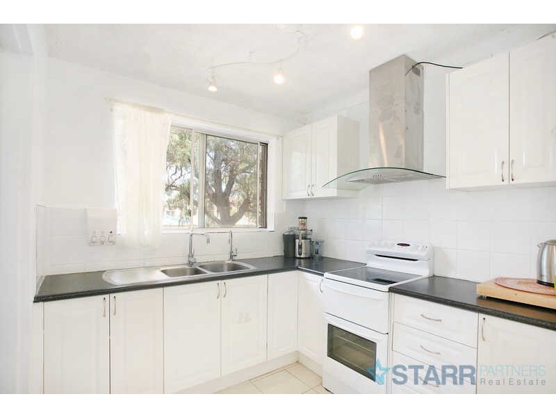 4/25 CAMBRIDGE STREET, Merrylands NSW 2160