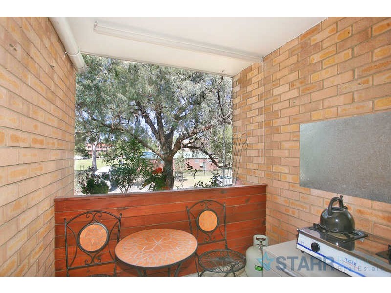 4/25 CAMBRIDGE STREET, Merrylands NSW 2160