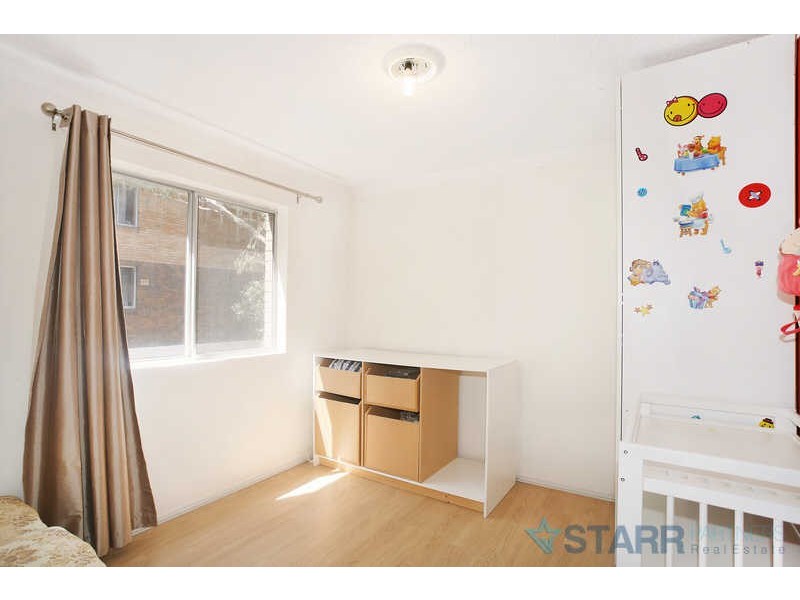 4/25 CAMBRIDGE STREET, Merrylands NSW 2160