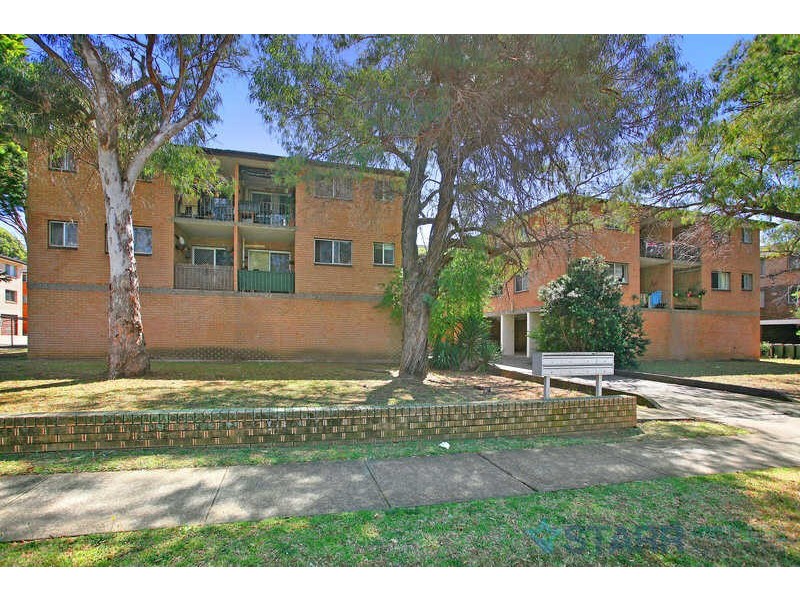4/25 CAMBRIDGE STREET, Merrylands NSW 2160