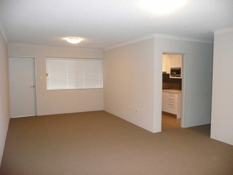 8/26 Oxford Street, Merrylands NSW 2160
